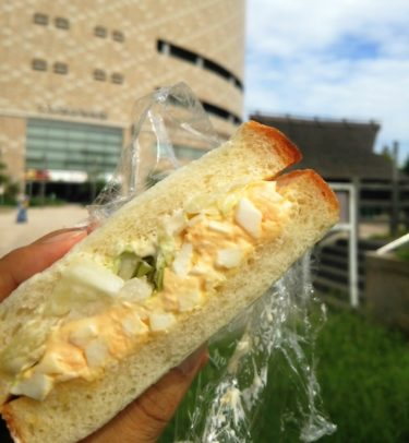 Boulangerie Cafe Gout 谷町四丁目 高コスパ パン屋の絶品モーニングで奇跡のたまごサンド 大阪のたまごサンドしらんの