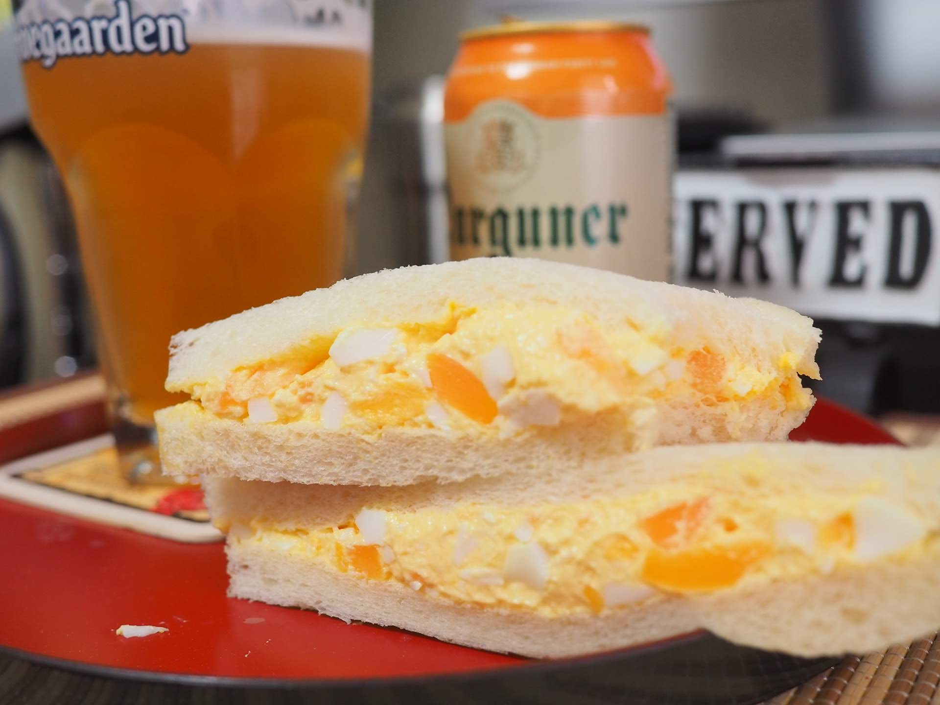 サミットのダンブラウンのたまごサンドが美味！】スーパーのパン屋も